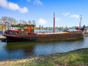 Authentiek schip - Belvilla Zandmeren Kerkdriel