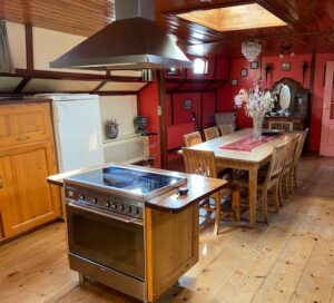 keuken schip Belvilla Zandmeren